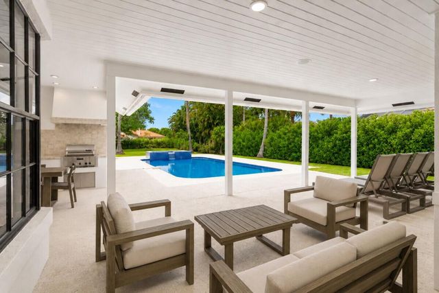 7661 Bold Lad Road, Palm Beach Gardens, FL 33418