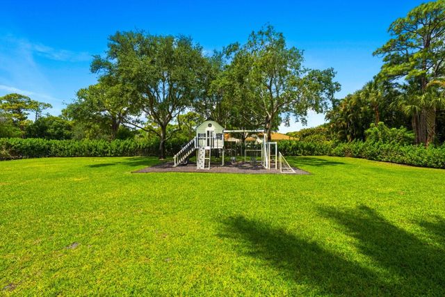 7661 Bold Lad Road, Palm Beach Gardens, FL 33418