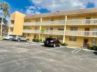 5750 NW 64th Ave 202, Tamarac, FL 33319