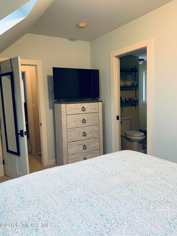 108 E Kupper Drive, Mantoloking, NJ 08738