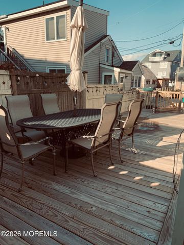 108 E Kupper Drive, Mantoloking, NJ 08738