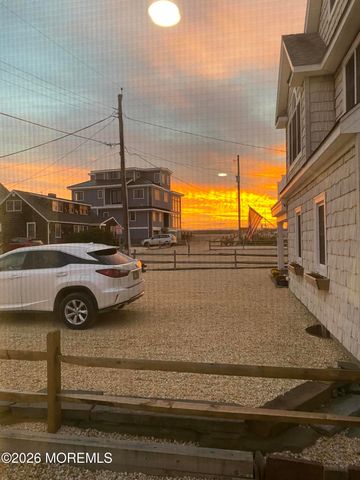 108 E Kupper Drive, Mantoloking, NJ 08738