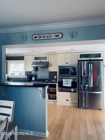 108 E Kupper Drive, Mantoloking, NJ 08738