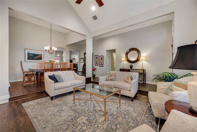 2017 Greenstone Trail, Carrollton, TX 75010