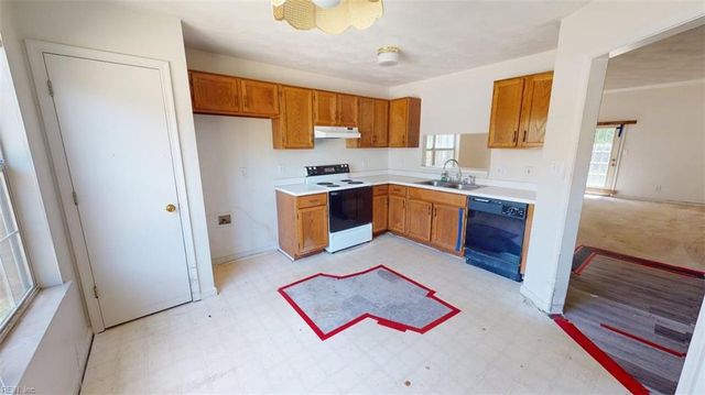 181 Kristen LN, Suffolk, VA 23434