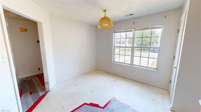 181 Kristen LN, Suffolk, VA 23434