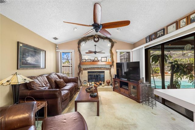 2008 SYCAMORE LANE, Plant City, FL 33563