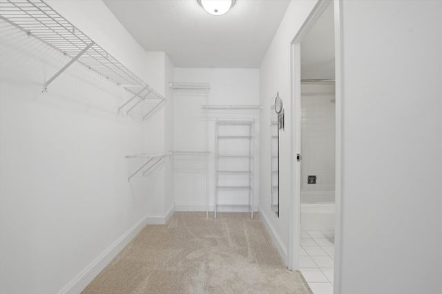 1110 Grove Street 2C, Downers Grove, IL 60515