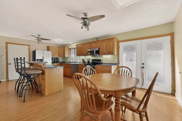 10245 Cove Court NW, Albuquerque, NM 87114