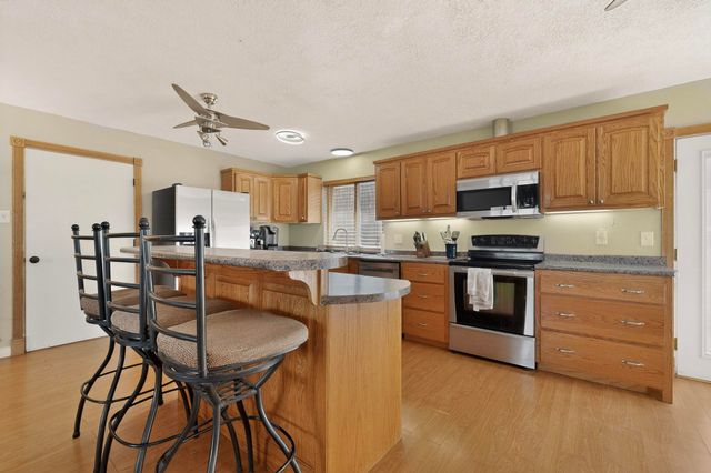 10245 Cove Court NW, Albuquerque, NM 87114