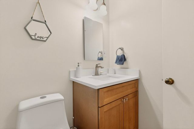 10245 Cove Court NW, Albuquerque, NM 87114