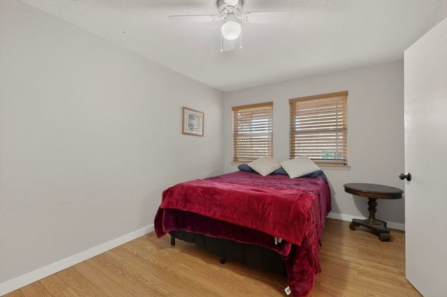 10245 Cove Court NW, Albuquerque, NM 87114