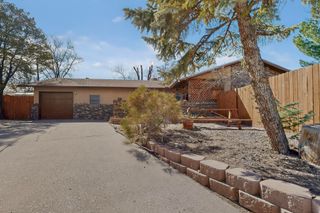 10245 Cove Court NW, Albuquerque, NM 87114