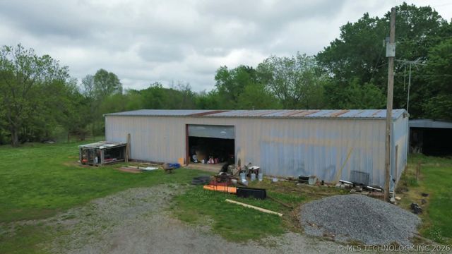 18756 E 690 Road, Moody, OK 74464