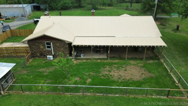 18756 E 690 Road, Moody, OK 74464