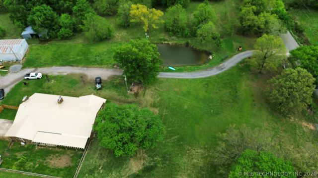 18756 E 690 Road, Moody, OK 74464