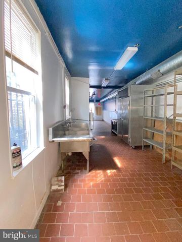 813 WASHINGTON BLVD, Baltimore, MD 21230