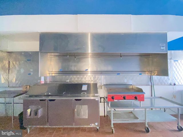 813 WASHINGTON BLVD, Baltimore, MD 21230