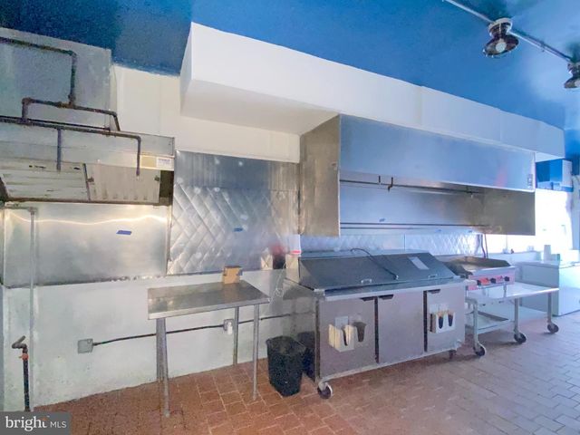 813 WASHINGTON BLVD, Baltimore, MD 21230