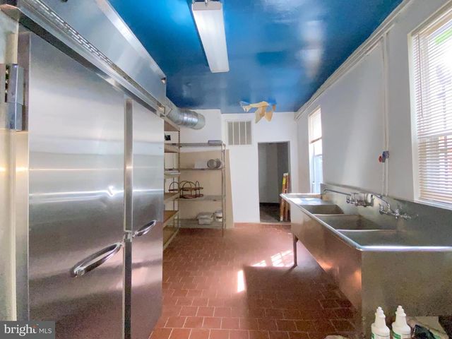 813 WASHINGTON BLVD, Baltimore, MD 21230