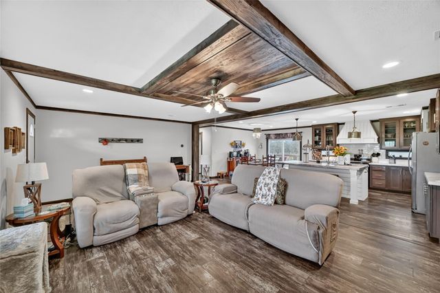 6072 County Road 122, Hallettsville, TX 77964