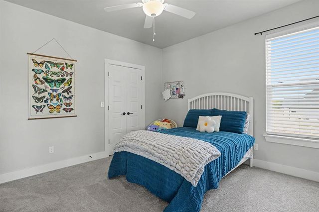 460 Old Farm Road, Edmond, OK 73034