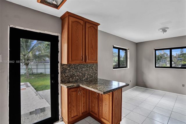 28640 SW 146th Ave, Homestead, FL 33033