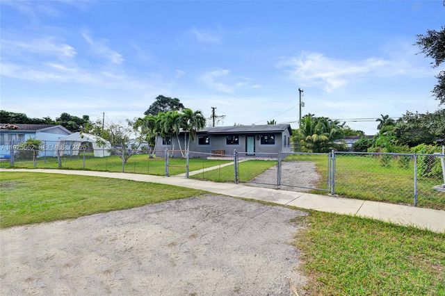 28640 SW 146th Ave, Homestead, FL 33033