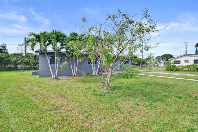 28640 SW 146th Ave, Homestead, FL 33033