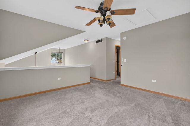 533 Mallard Lane A, Sugar Grove, IL 60554