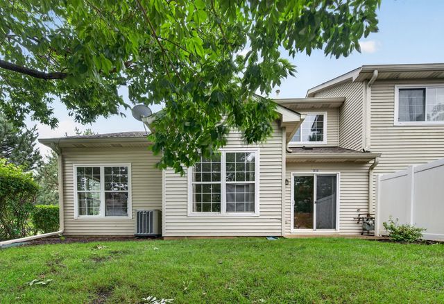 533 Mallard Lane A, Sugar Grove, IL 60554