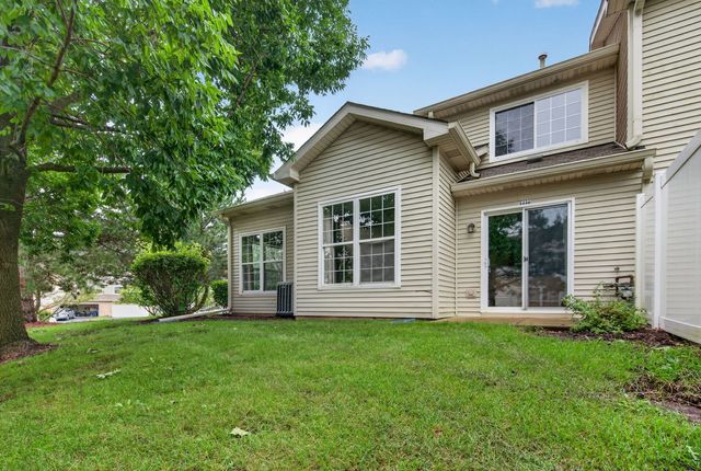 533 Mallard Lane A, Sugar Grove, IL 60554