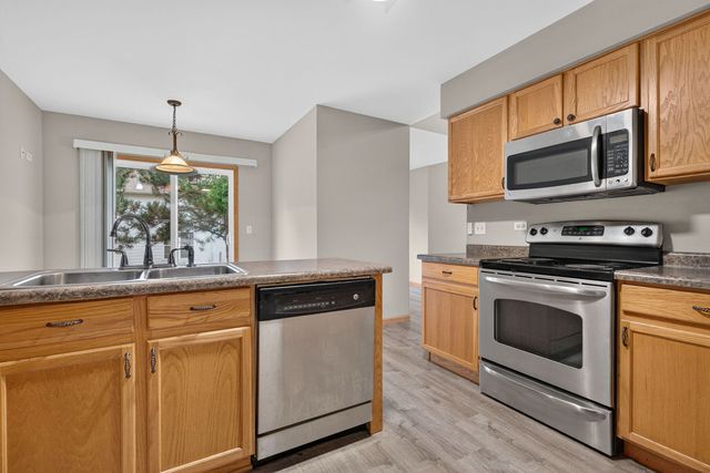 533 Mallard Lane A, Sugar Grove, IL 60554