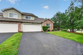 533 Mallard Lane A, Sugar Grove, IL 60554