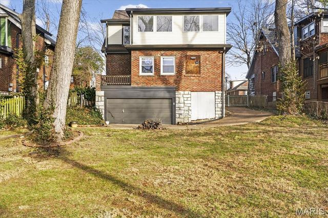 7440 Teasdale Avenue, University City, MO 63130