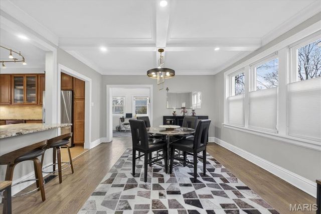 7440 Teasdale Avenue, University City, MO 63130