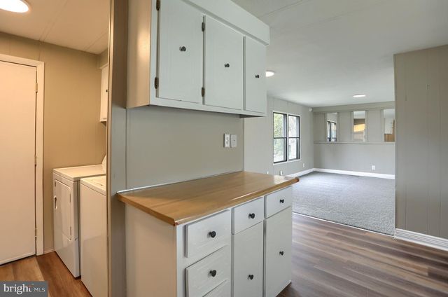 40 REDWOOD LANE, Carlisle, PA 17015