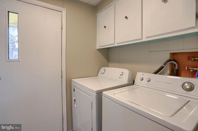 40 REDWOOD LANE, Carlisle, PA 17015