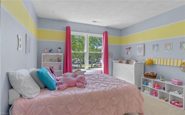 3153 Nansemond LOOP, Virginia Beach, VA 23456