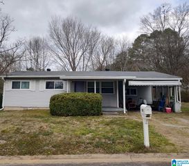 9201 2ND AVENUE E, Trafford, AL 35172