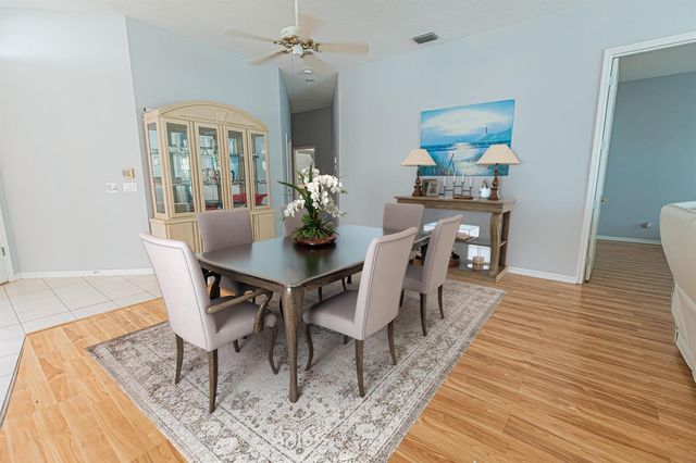 414 SW Fairway Landing, Port St. Lucie, FL 34986