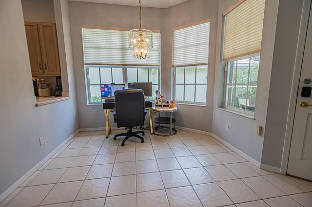 414 SW Fairway Landing, Port St. Lucie, FL 34986