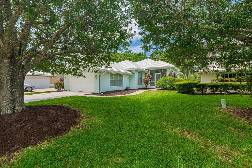 414 SW Fairway Landing, Port St. Lucie, FL 34986