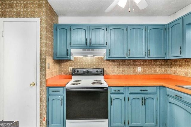 3106 Sasanqua Lane SW, Marietta, GA 30008