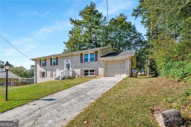 3106 Sasanqua Lane SW, Marietta, GA 30008