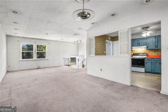 3106 Sasanqua Lane SW, Marietta, GA 30008