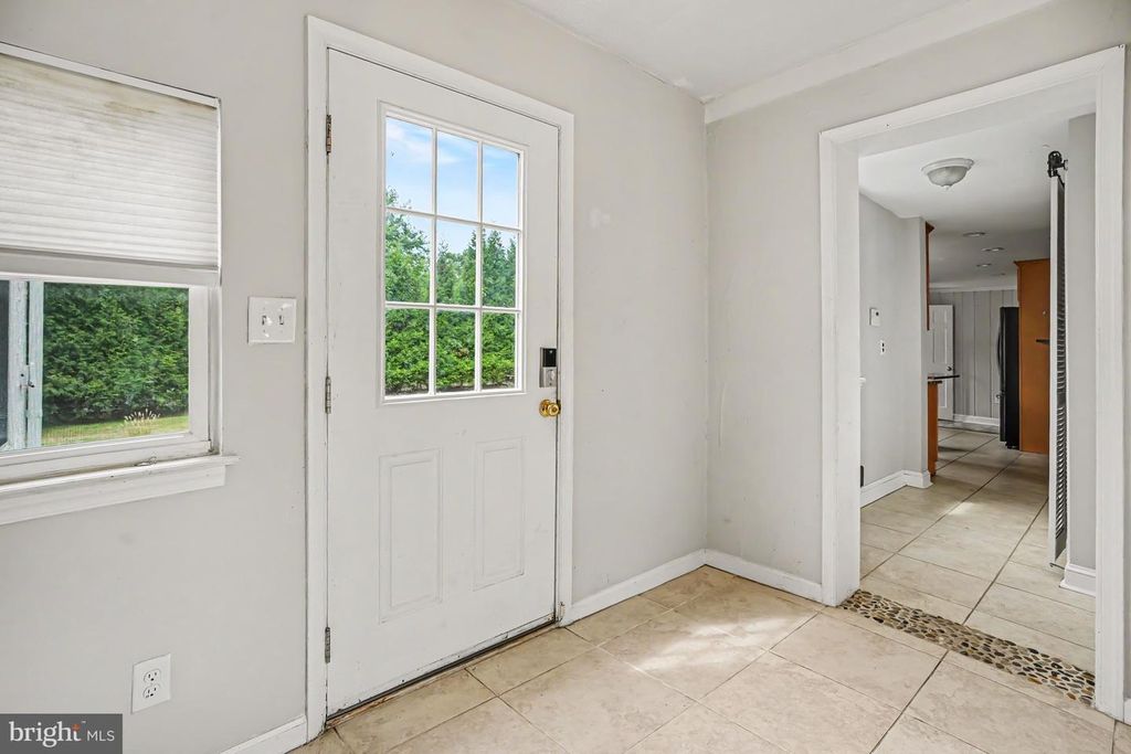 669 TENNIS AVE, AMBLER, PA 19002 — photo 4