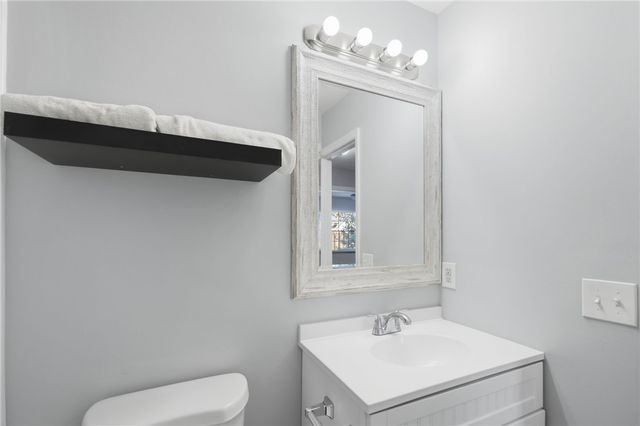 2890 1st Place, Vero Beach, FL 32968