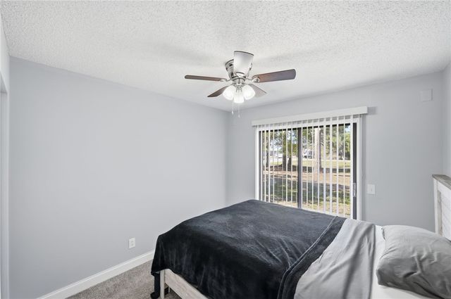 2890 1st Place, Vero Beach, FL 32968