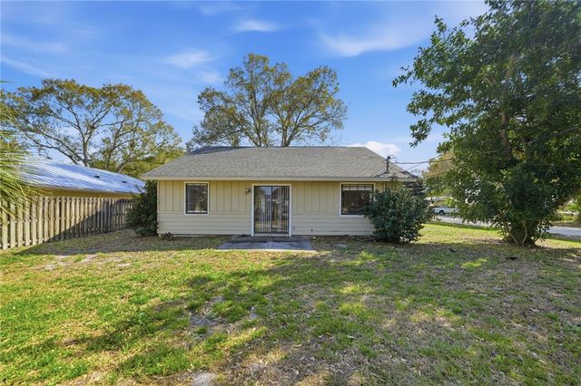 2890 1st Place, Vero Beach, FL 32968